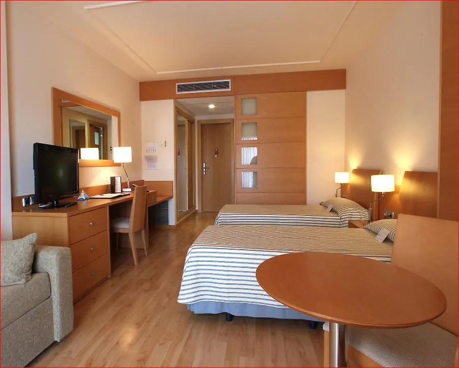 Hotel Clipper - El Delfín Verde Torroella de Montgrí